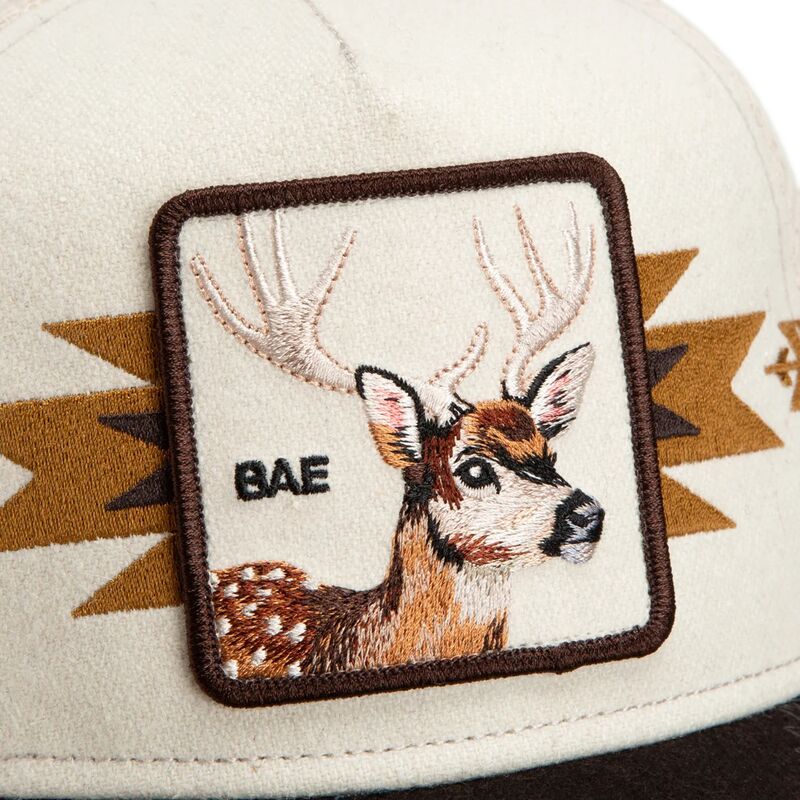 casquette-trucker-creme-et-marron-cerf-canyon-bae-trailblazer-the-farm-goorin-bros