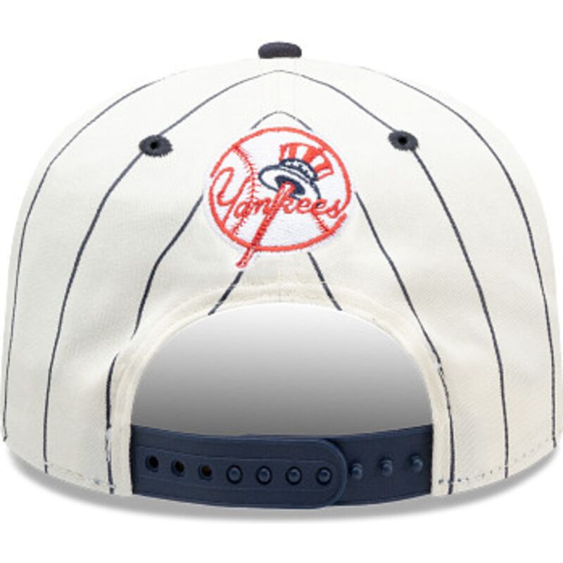 casquette-courbee-bleue-marine-et-blanche-snapback-19twenty-pinstripe-new-york-yankees-mlb-new-era casquette-courbee-bleue-marine-et-blanche-snapback-19twenty-pinstripe-new-york-yankees-mlb-new-era