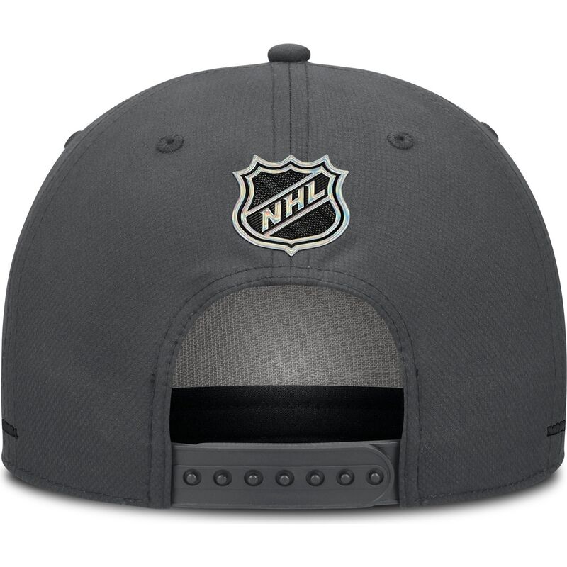casquette-courbee-grise-et-noire-snapback-structured-a-frame-vegas-golden-knights-nhl-fanatics casquette-courbee-grise-et-noire-snapback-structured-a-frame-vegas-golden-knights-nhl-fanatics